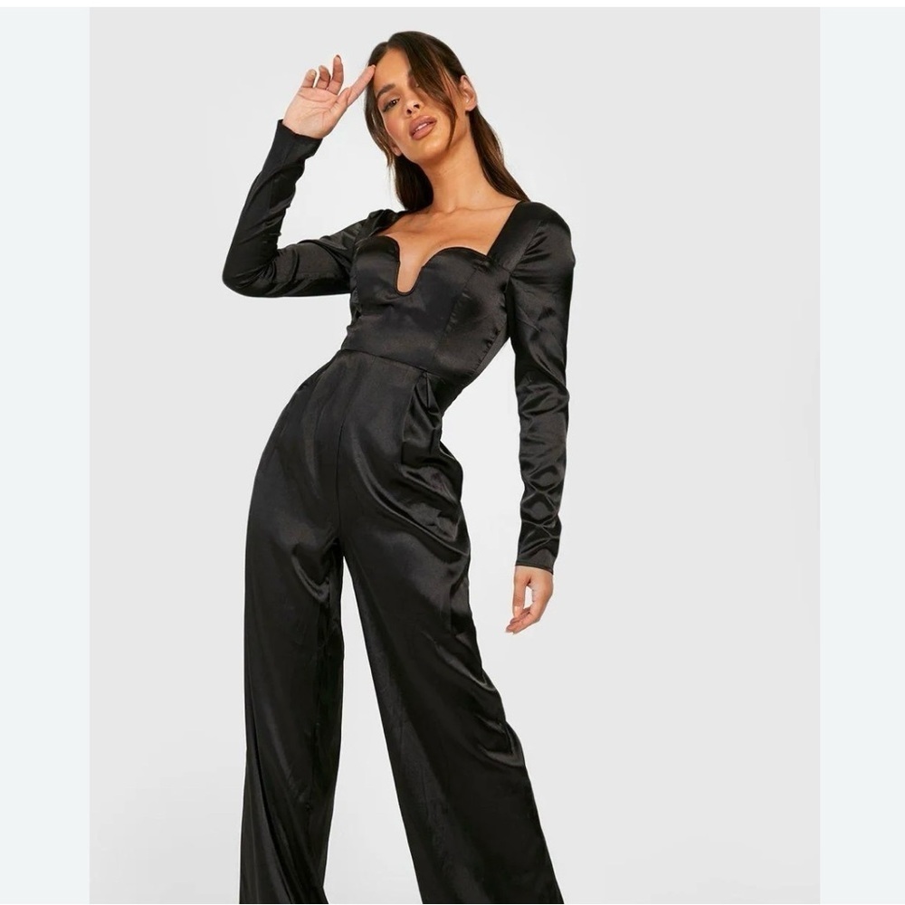 BOOHOO Satin Plunge Wide Leg Long sleeve Jumpsuit Black Sz 4
